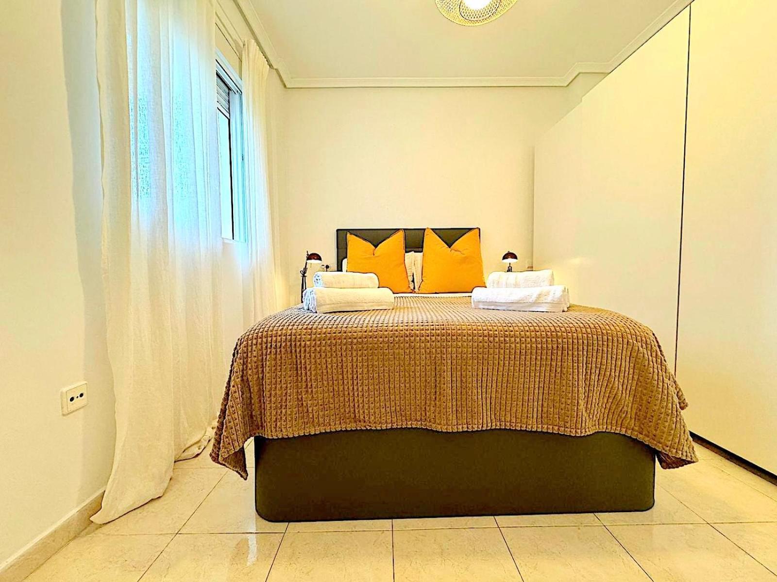 Atico Con Jacuzzi Privado , 1 Min Walk De Playa Levante Santa Pola Exteriör bild
